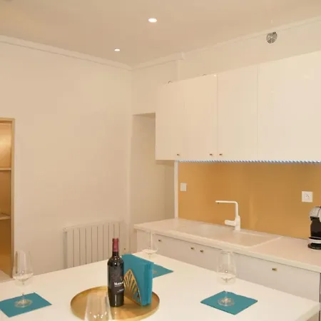 Joli F2 Meublé à Corbeil-essonnes * Corbeil-Essonnes